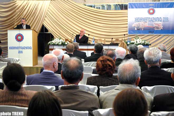 Bakıda "Xəzər nefti, qazı və yataqları-2006" konfransı öz işinə başlayıb